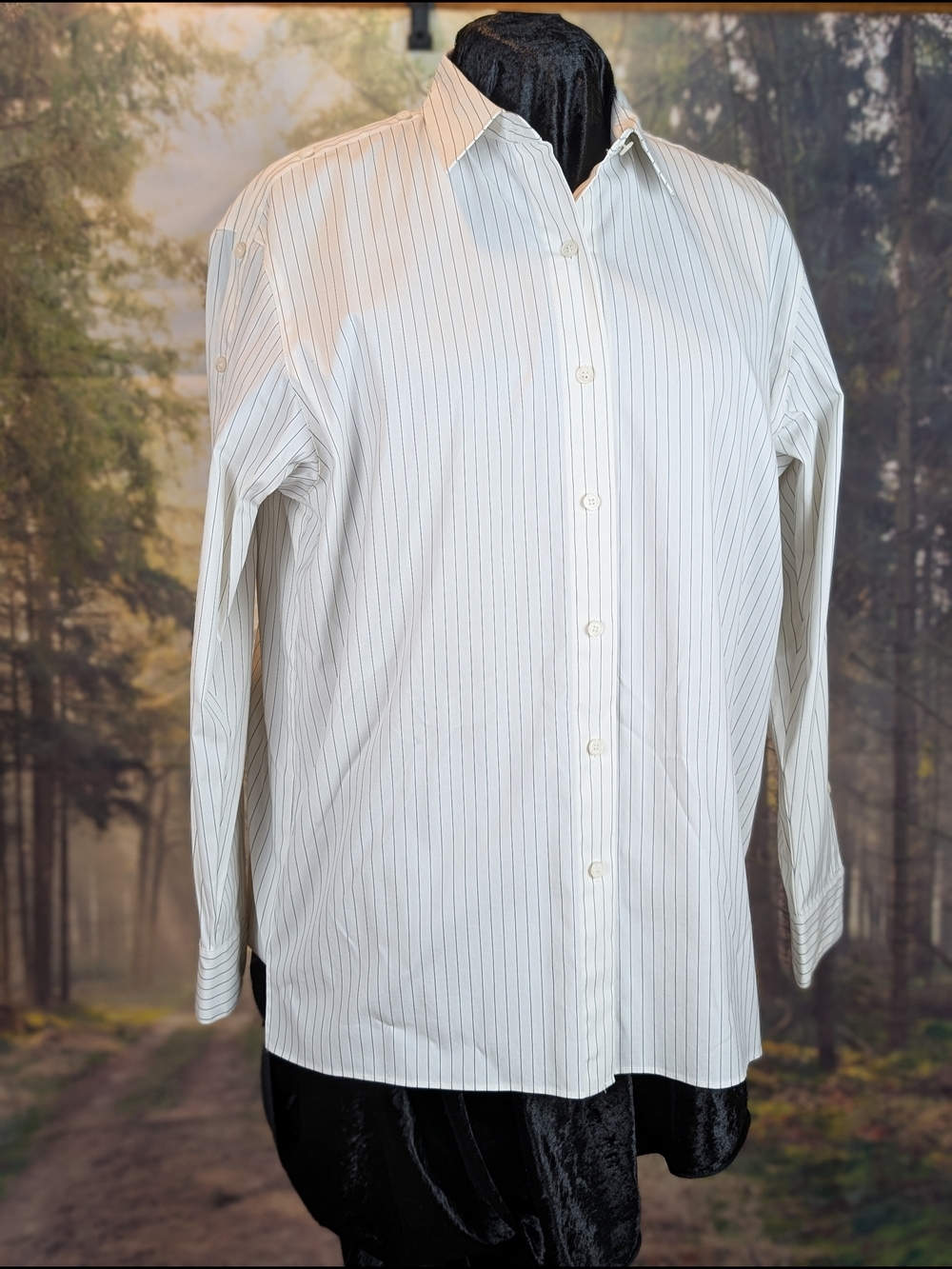 Lafayette 148 New York White Pinstripe Button Front Blouse Women’s Medium Quiet